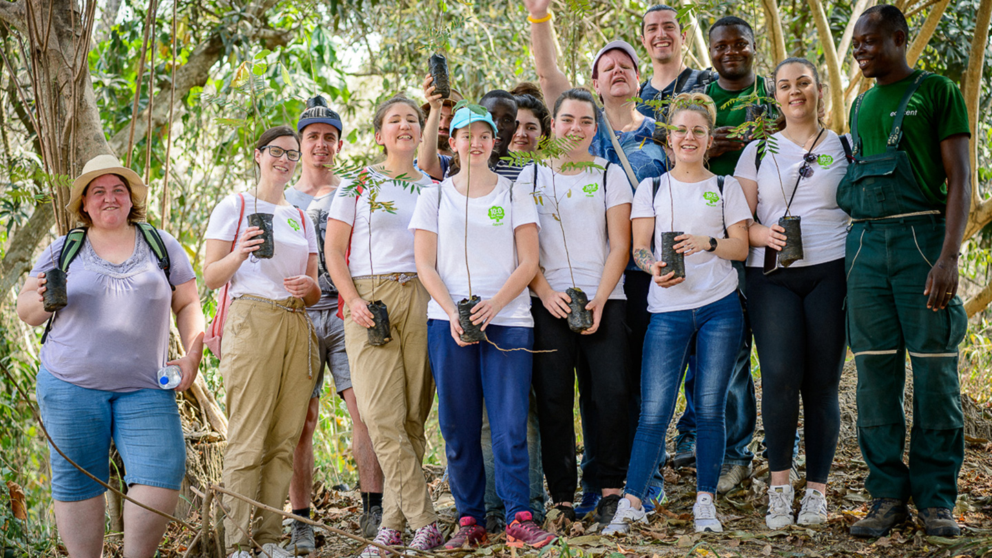 Sutterlüty Teammitglieder mit dem natureOffice Team