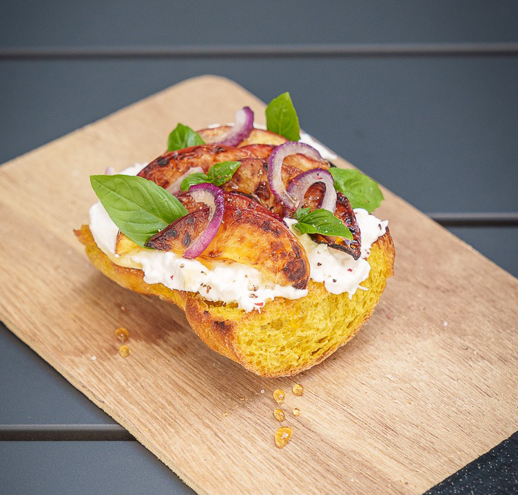 Grillbrot mit Nektarinen - Sutterlüty Grillbrot mit Nektarinen - Sutterlüty