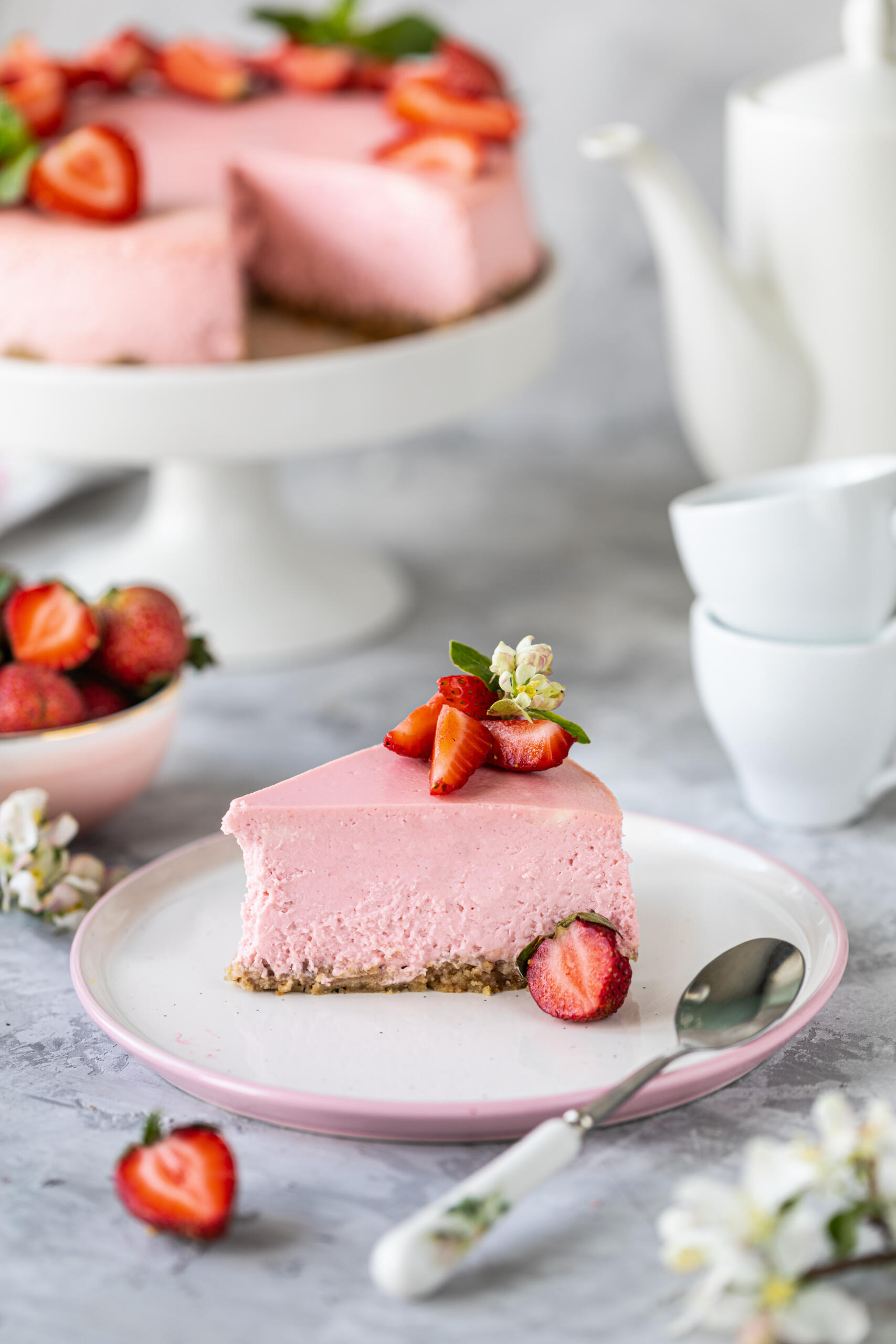 Erdbeer-Cheesecake mit Joghurt - Sutterlüty Erdbeer-Cheesecake mit Joghurt - Sutterlüty